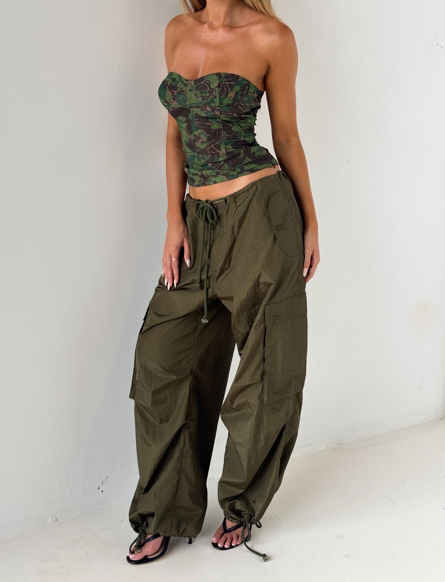 VIOLETTE PANT - GREEN : KHAKI GREEN