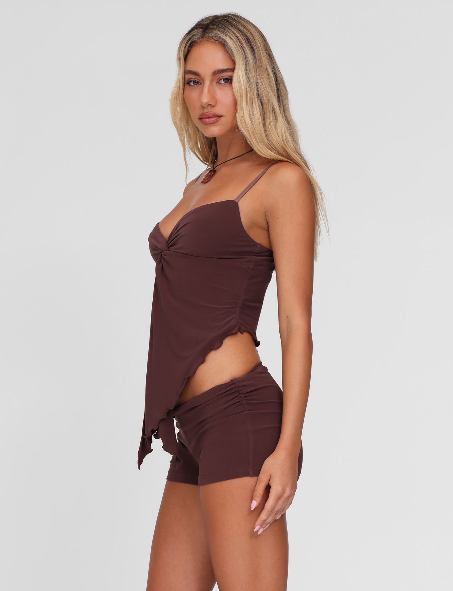 JOVIENNE TOP - BROWN : CHOCOLATE