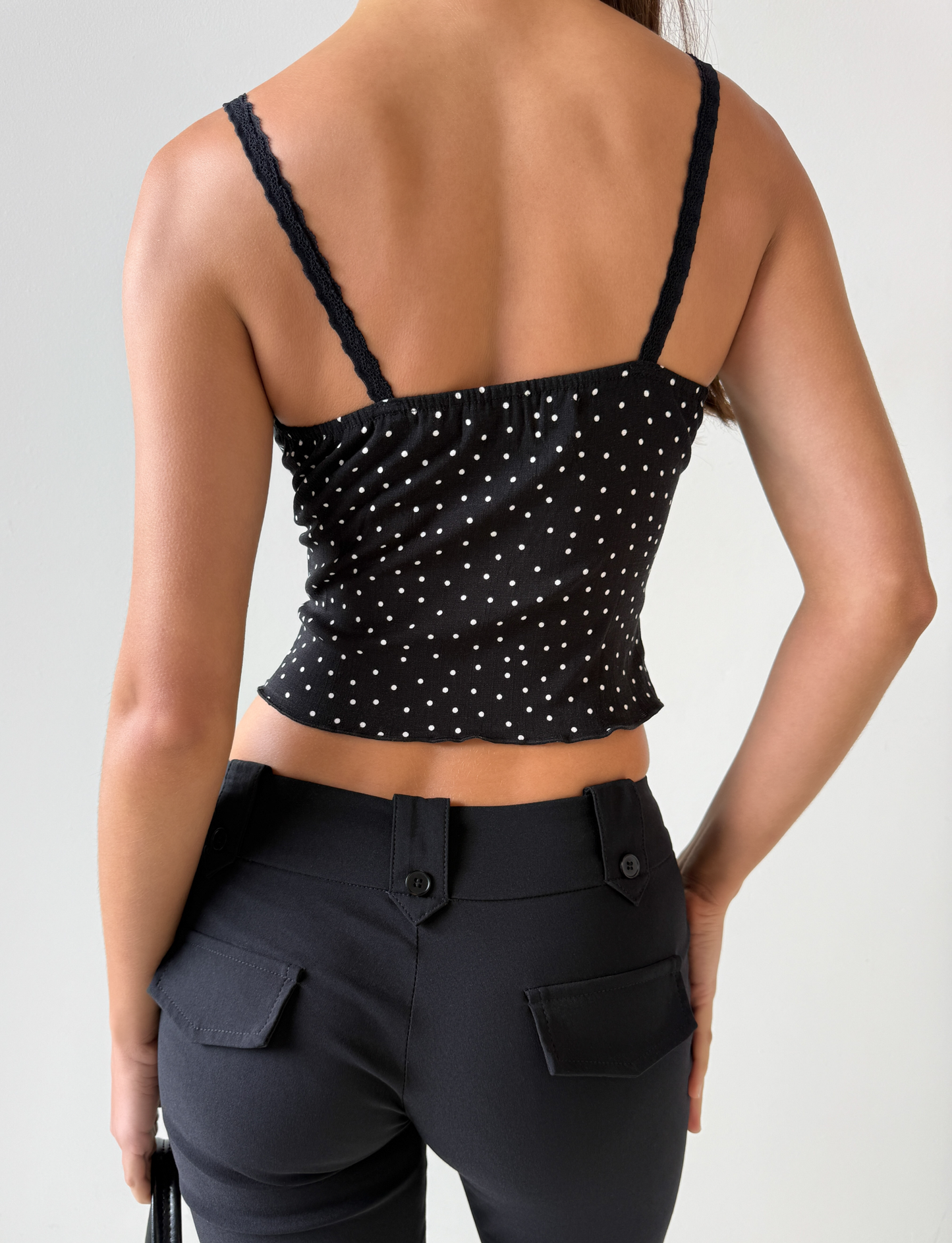 BAILEE CAMI TOP - BLACK POLKA